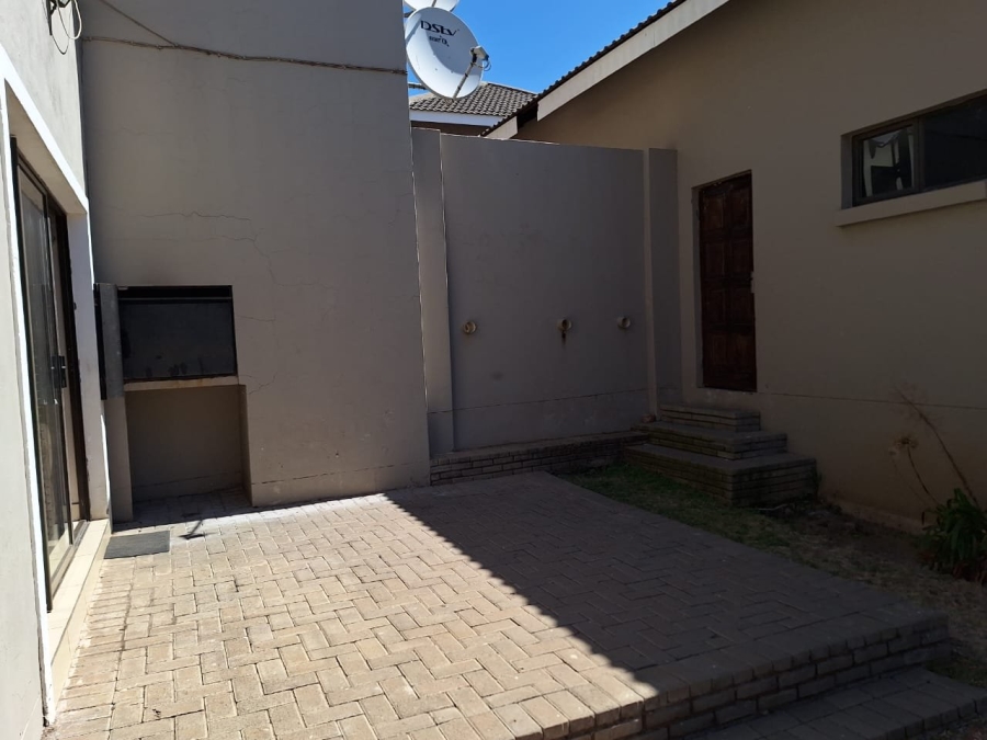 3 Bedroom Property for Sale in Shellyvale Free State